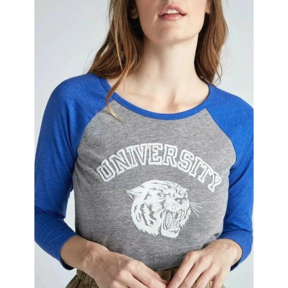 XS new LUCKY BRAND Women's University Raglan 3/4 Sleeve Tee Tiger Logo top tee - Picture 1 of 7